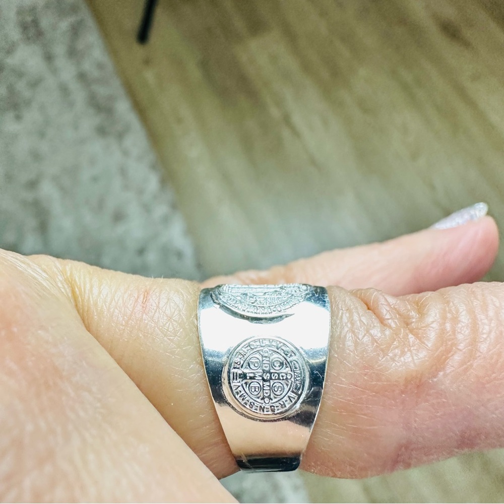 Silver Chunky Jewelry Ring with Engraved Saint Benedict Catholic Christian - Picture 14 of 16